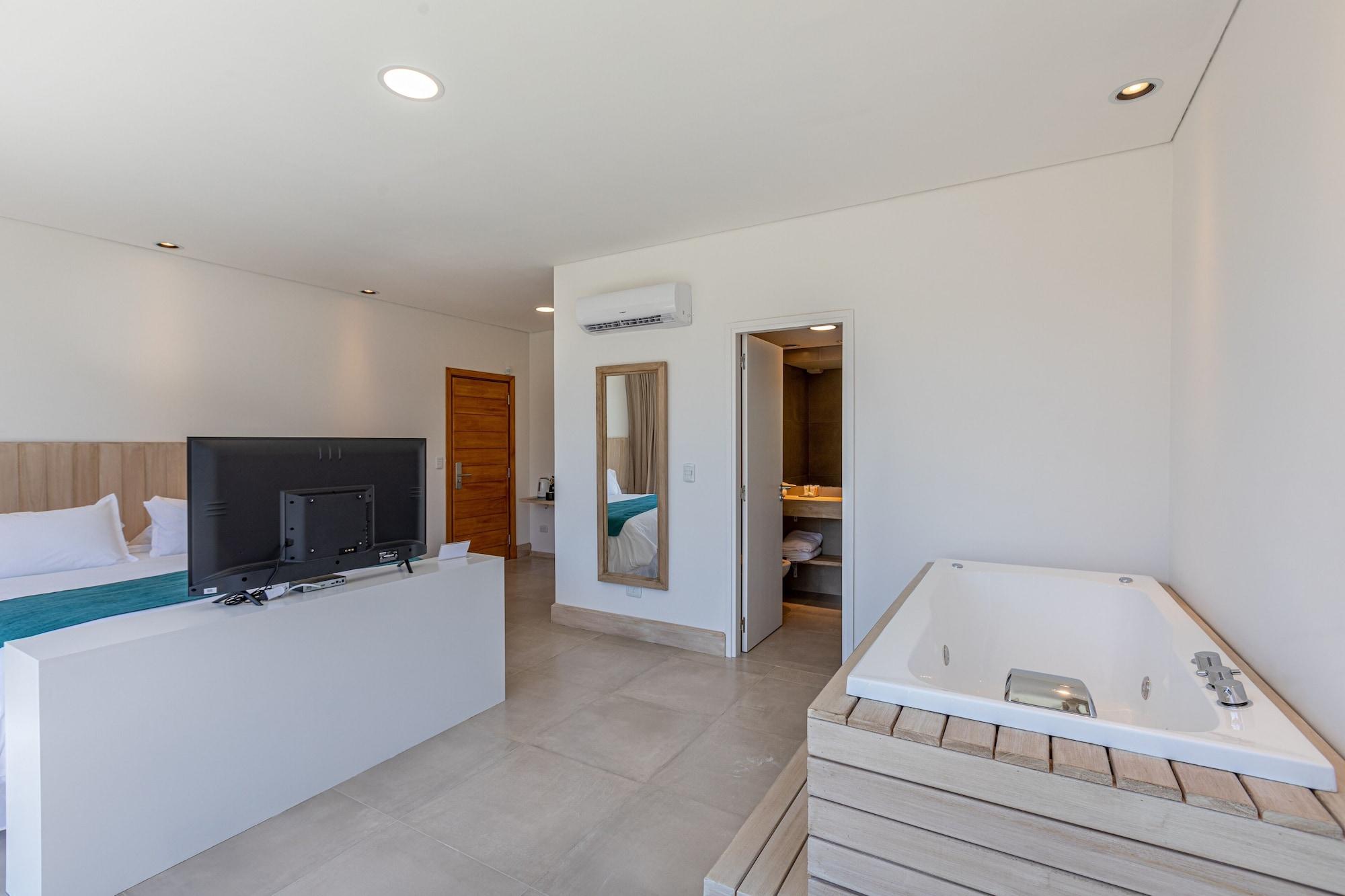 Live Hotel Boutique (Adults Only) بونتا دل استي المظهر الخارجي الصورة